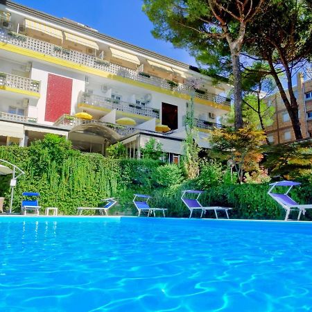 Hotel Abbazia Lignano Sabbiadoro Extérieur photo