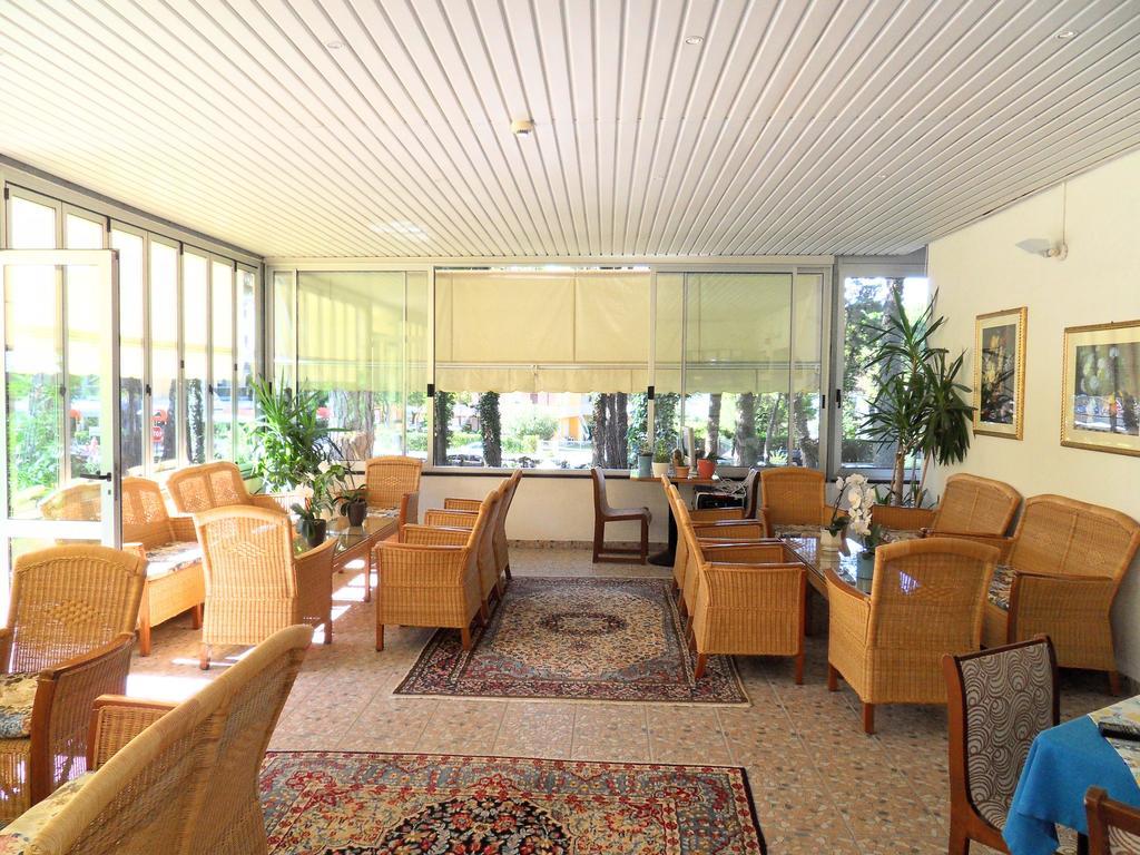 Hotel Abbazia Lignano Sabbiadoro Extérieur photo