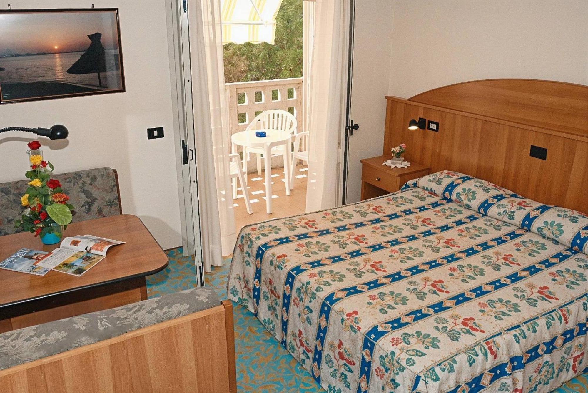 Hotel Abbazia Lignano Sabbiadoro Extérieur photo